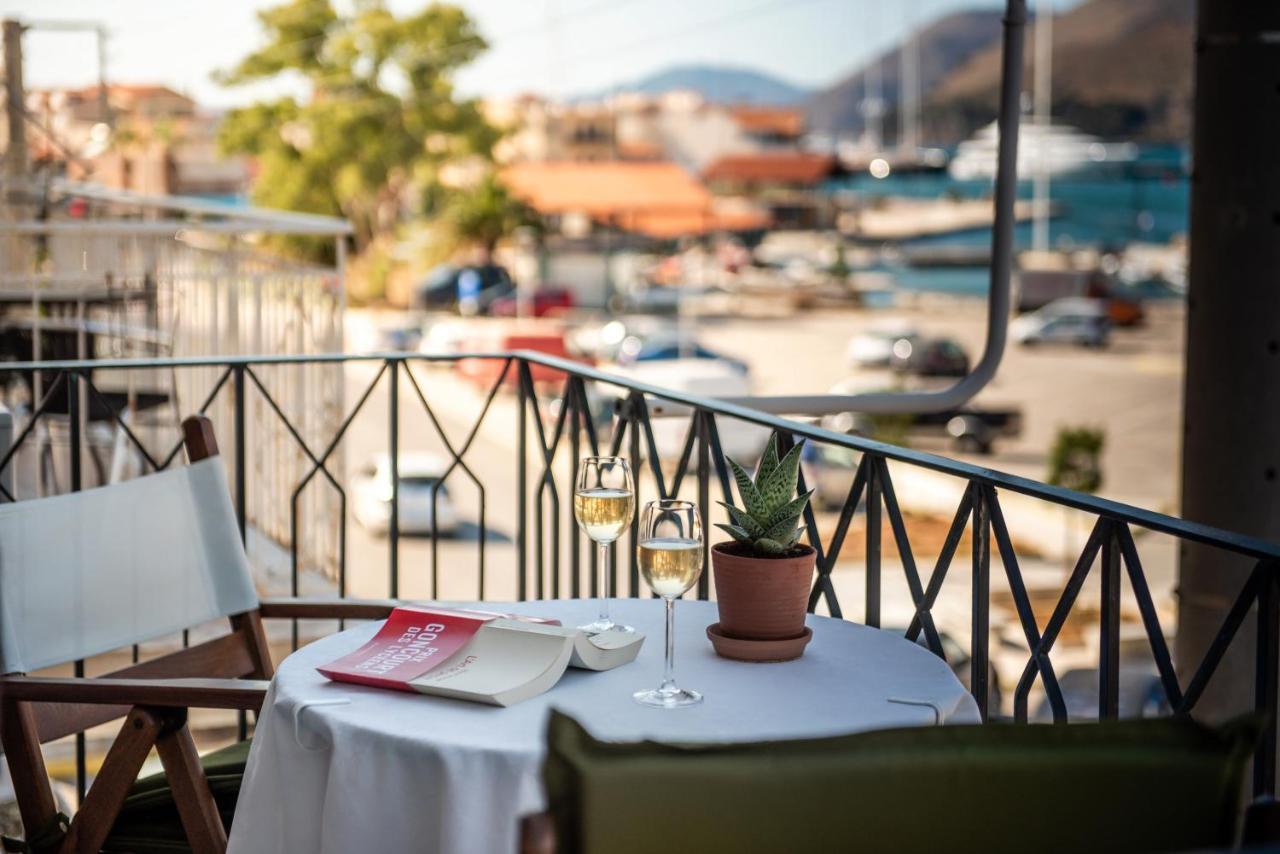 Rouchotas Apartments Argostoli  Bagian luar foto