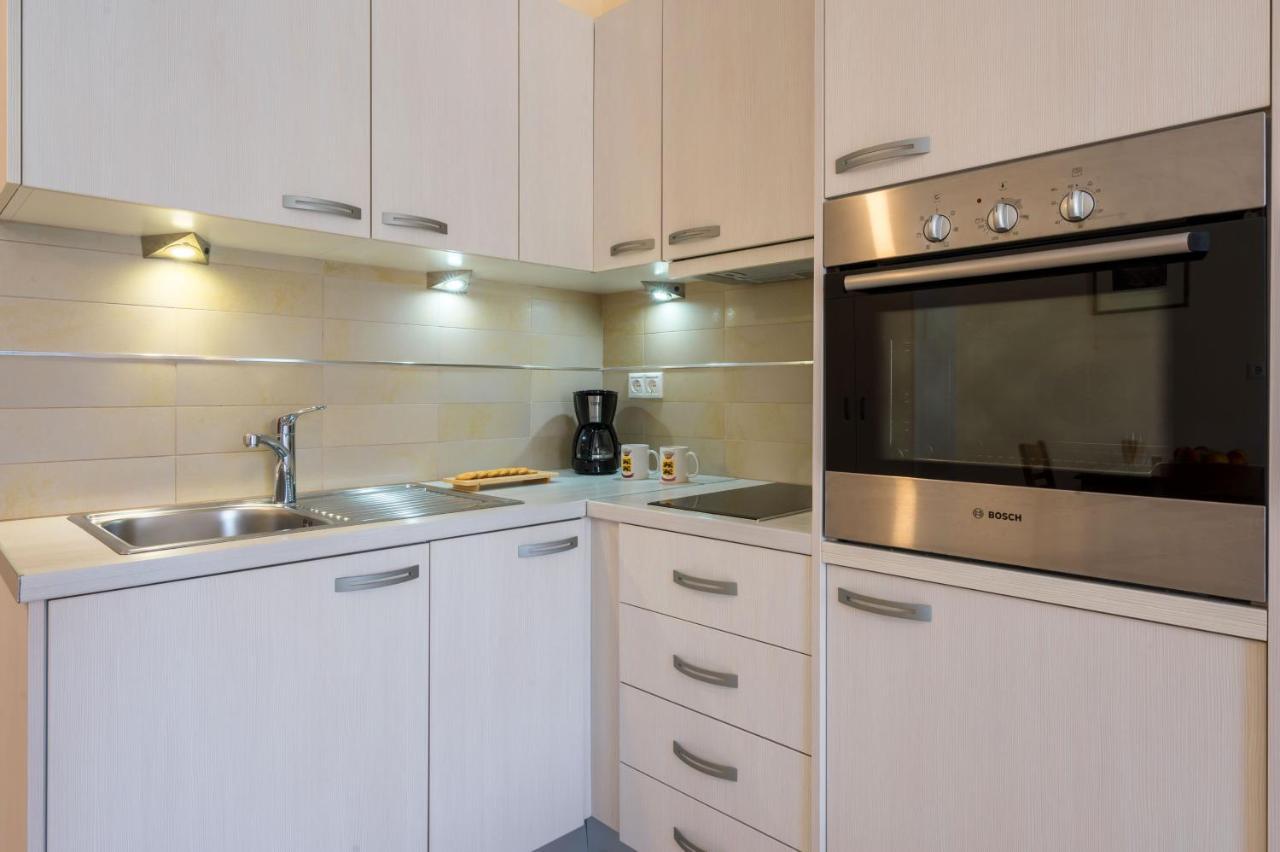 Rouchotas Apartments Argostoli  Bagian luar foto