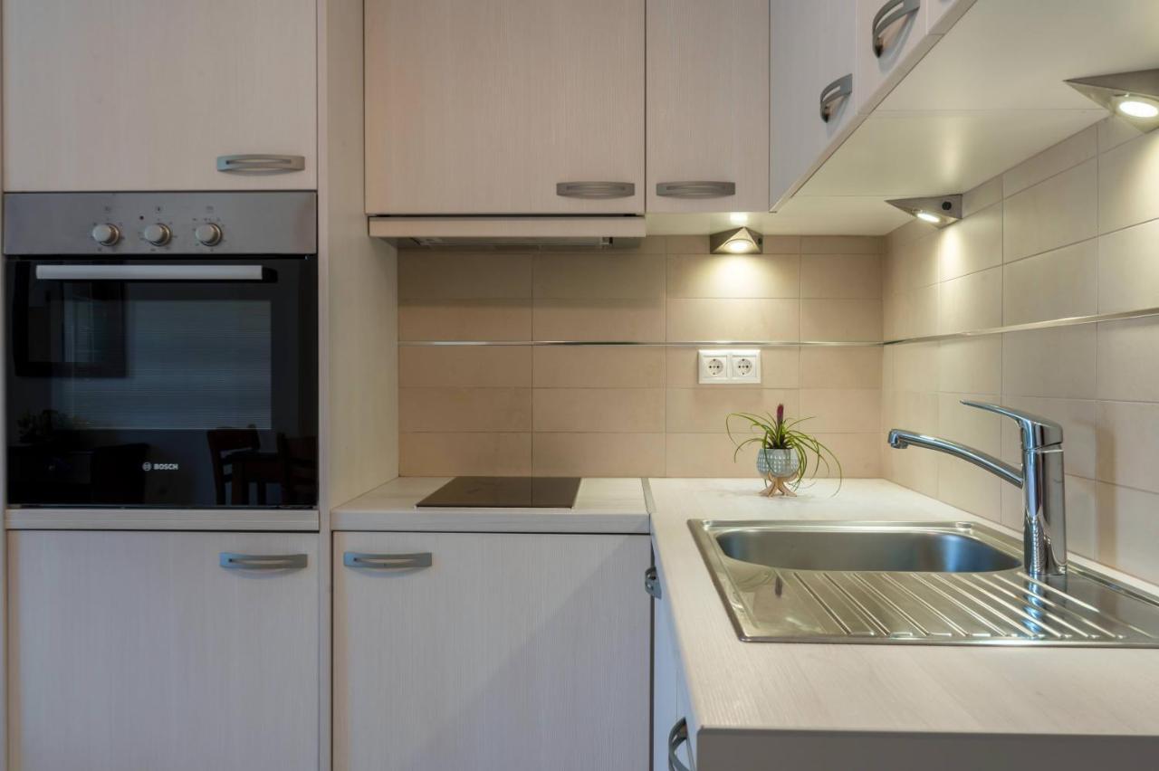 Rouchotas Apartments Argostoli  Bagian luar foto