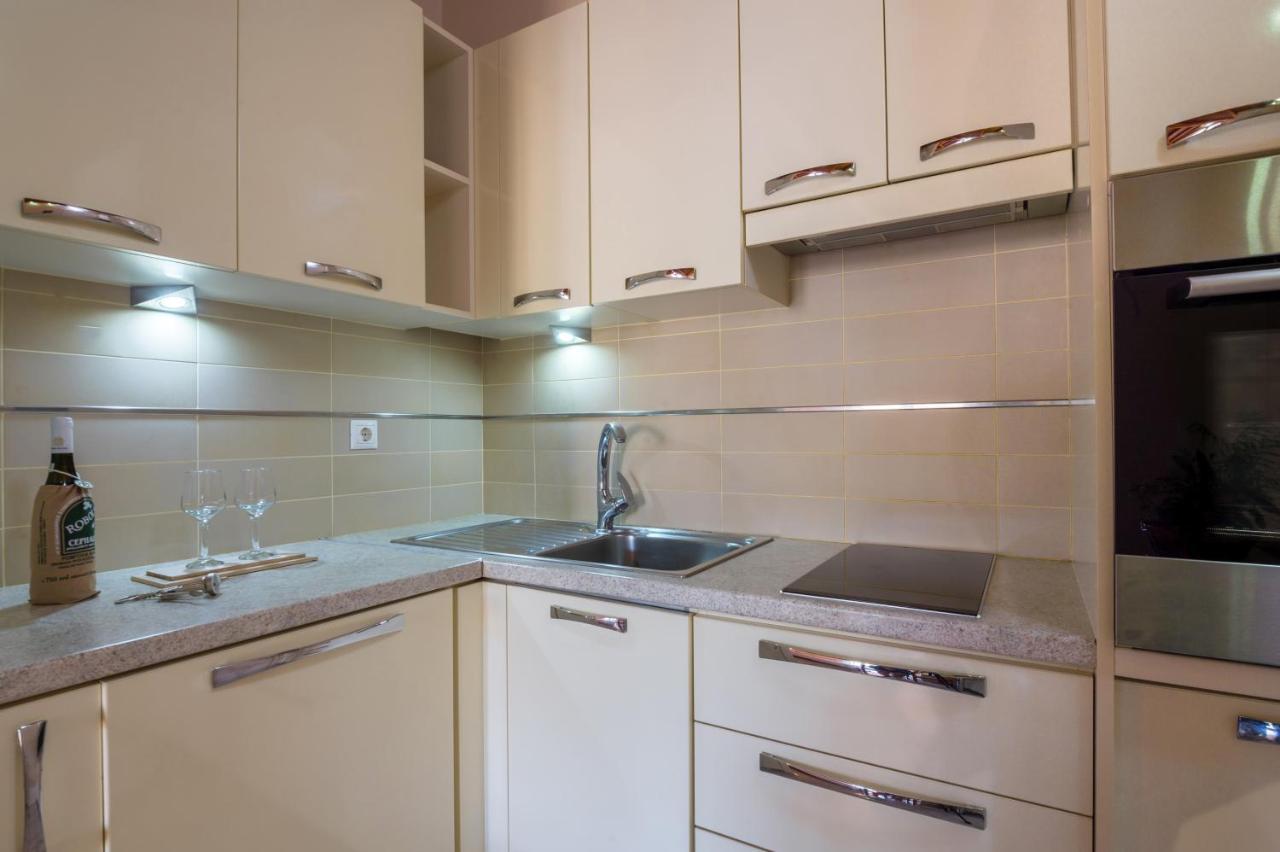 Rouchotas Apartments Argostoli  Bagian luar foto